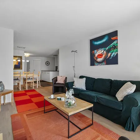 Appartamento Lion 010 Sur La Place Du Village A *